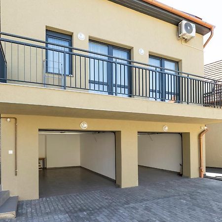 Star Apartman Eger Exterior photo