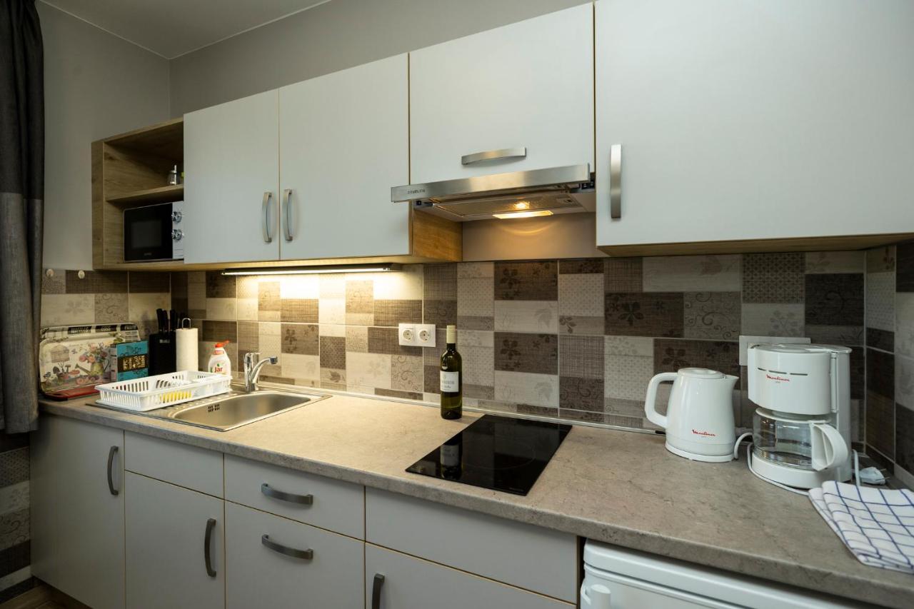 Star Apartman Eger Exterior photo