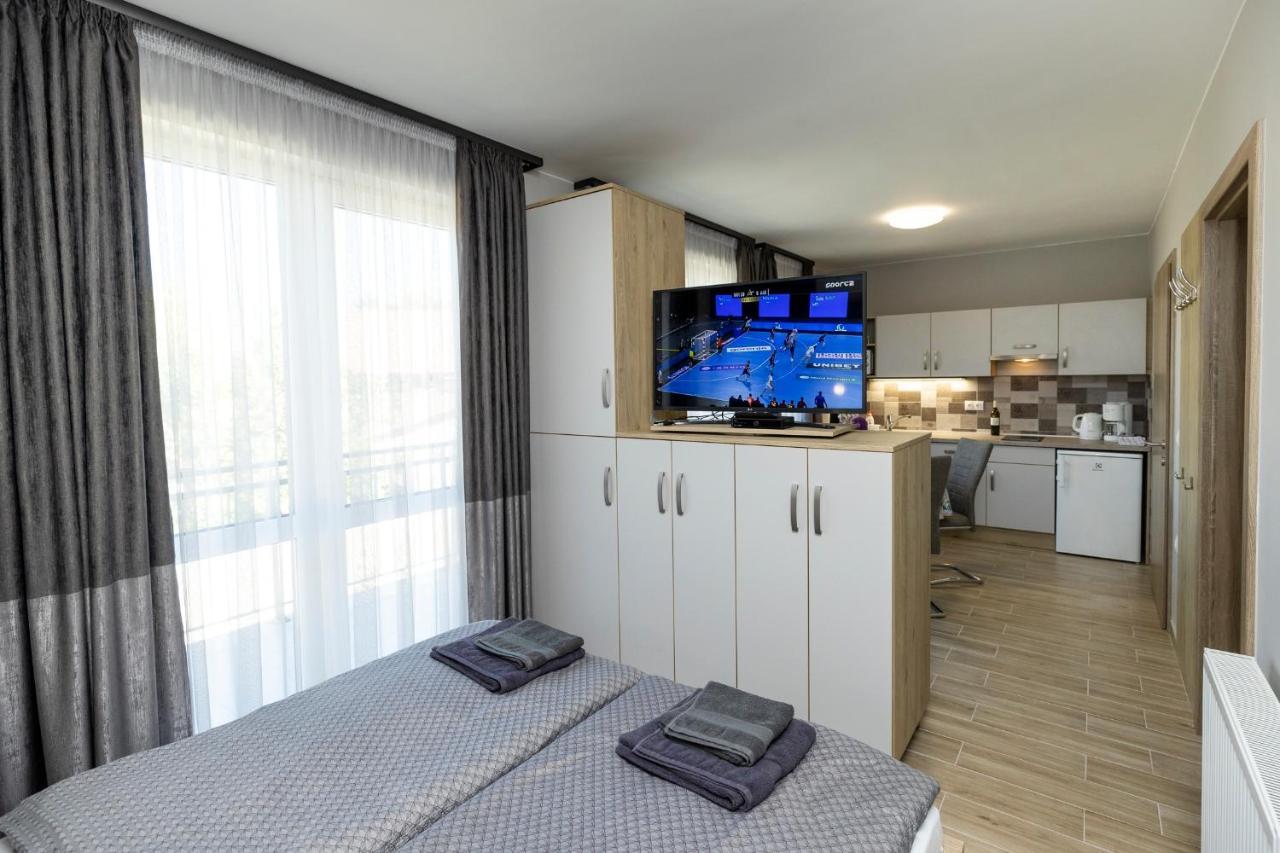 Star Apartman Eger Exterior photo