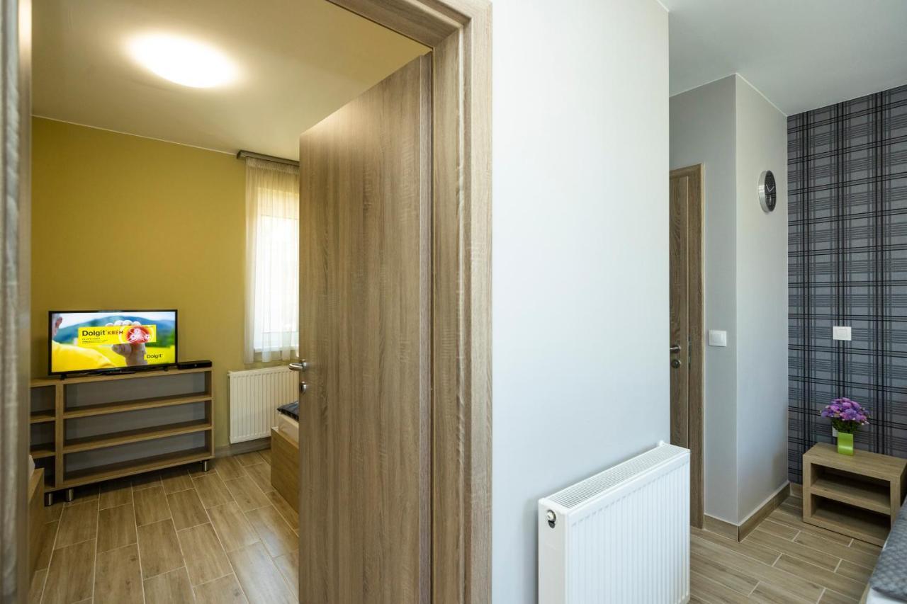 Star Apartman Eger Exterior photo